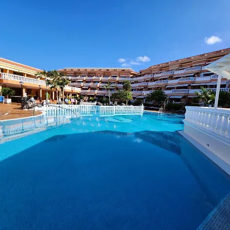 Tenerife Holidays Deluxe, Royal Garden, Americas