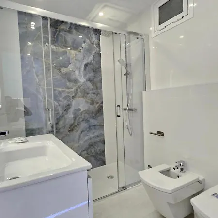 아파트 Tenerife Holidays Deluxe, Royal Garden, Americas