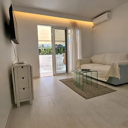 Tenerife Holidays Deluxe, Royal Garden, Americas 아파트 플라야데라스아메리카스