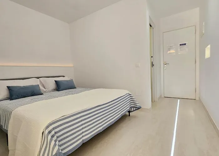 Tenerife Holidays Deluxe, Royal Garden, Americas * Playa de las Americas (Tenerife)